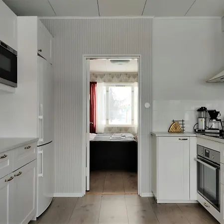 Convenient For 4 Kemi