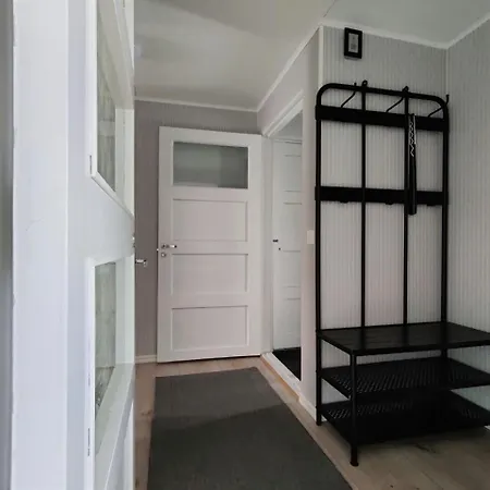 Huoneisto Convenient For 4 *